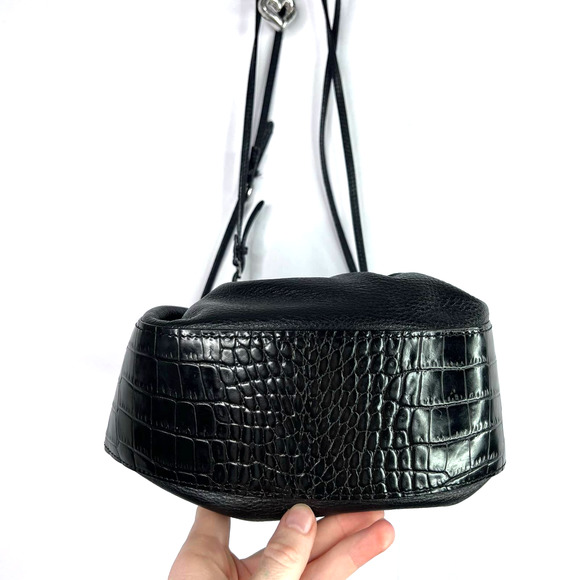 Brighton Black Leather Croc Embossed Drawstring Bucket Bag Purse Crossbody Cinch - Picture 3 of 7